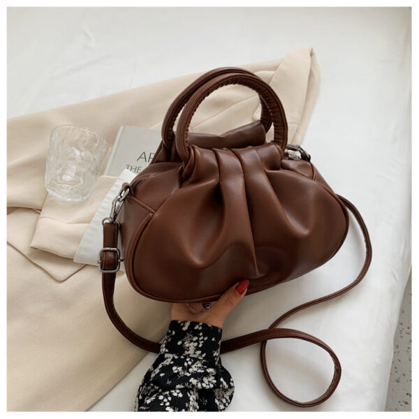 elegant-cloud-pleated-bag-premium-lambskin-handbag-luxurious-pure-white-shoulder-bag